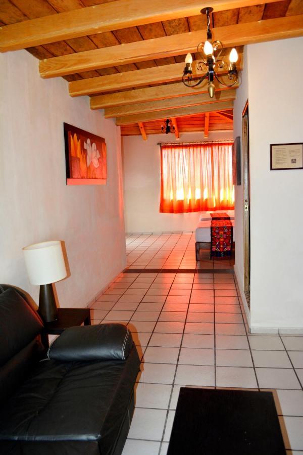 Hotel Aldama Colima Buitenkant foto
