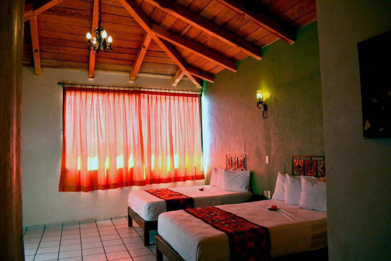 Hotel Aldama Colima Buitenkant foto