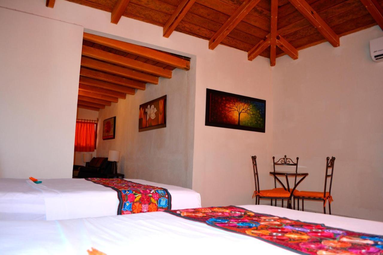 Hotel Aldama Colima Buitenkant foto