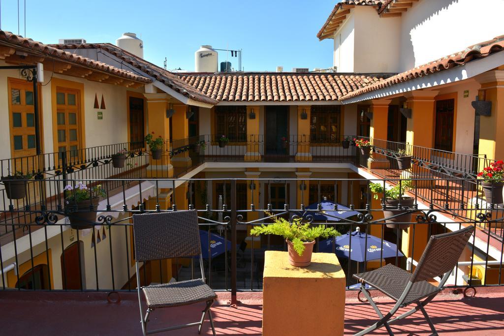 Hotel Aldama Colima Buitenkant foto