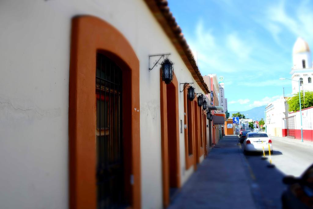 Hotel Aldama Colima Buitenkant foto